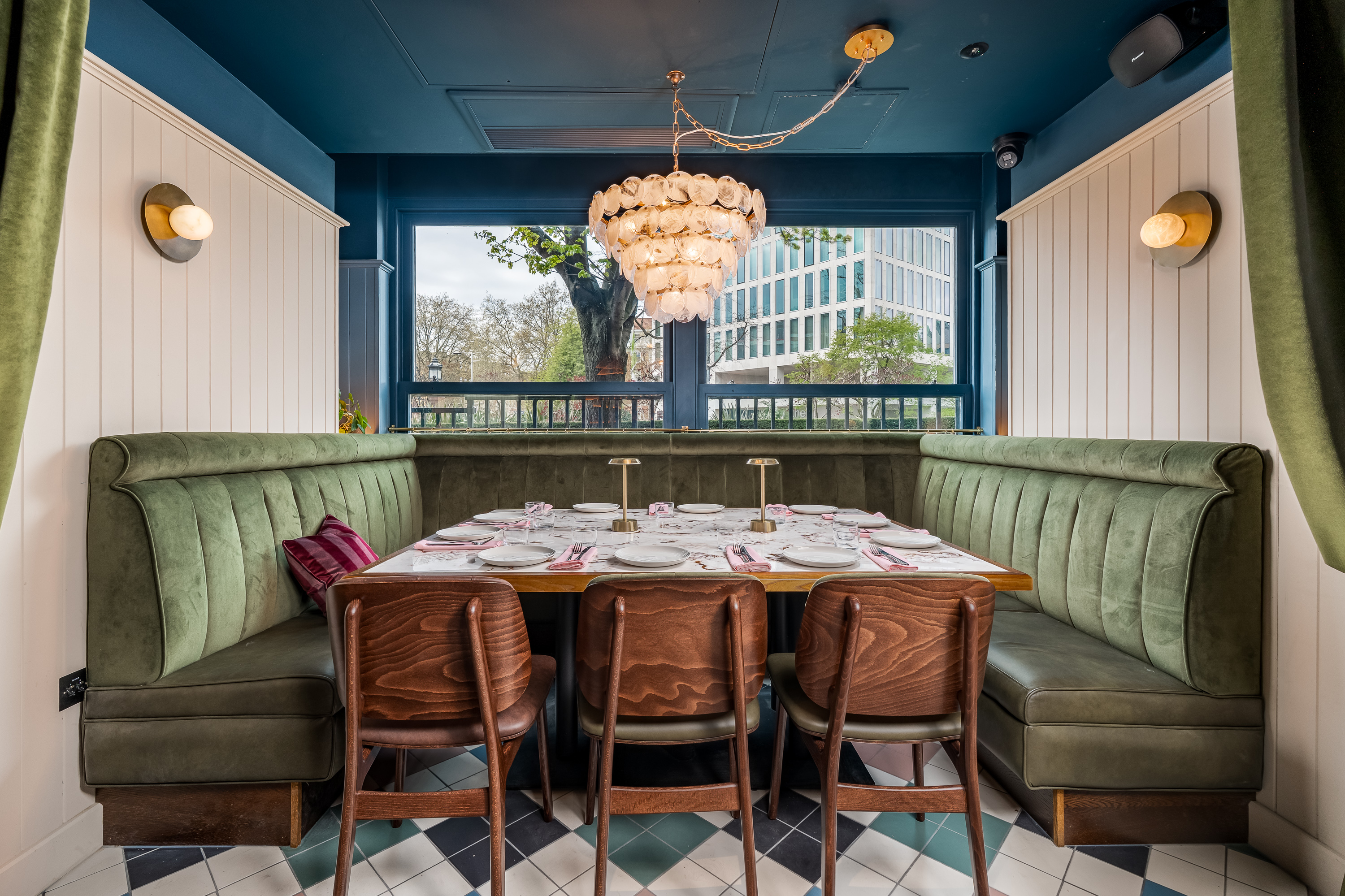 Semi-Private Room | High Street Kensington